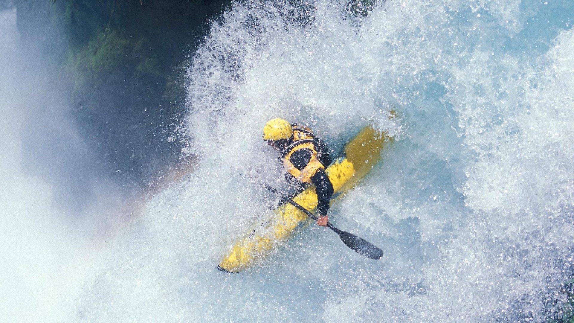 世界青年滑雪锦标赛中国选手表现惊艳全场,中国青年滑雪运动员
